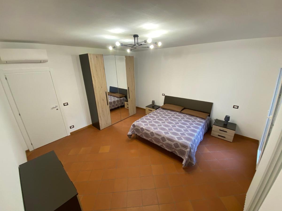 Honey Apartment Cesena Buitenkant foto