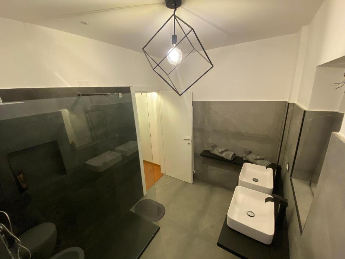 Honey Apartment Cesena Buitenkant foto