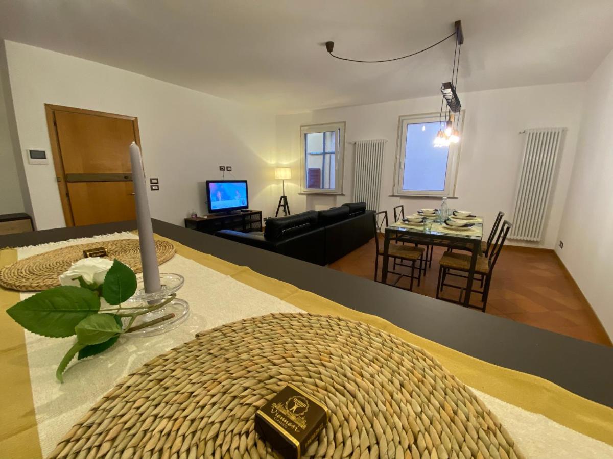 Honey Apartment Cesena Buitenkant foto