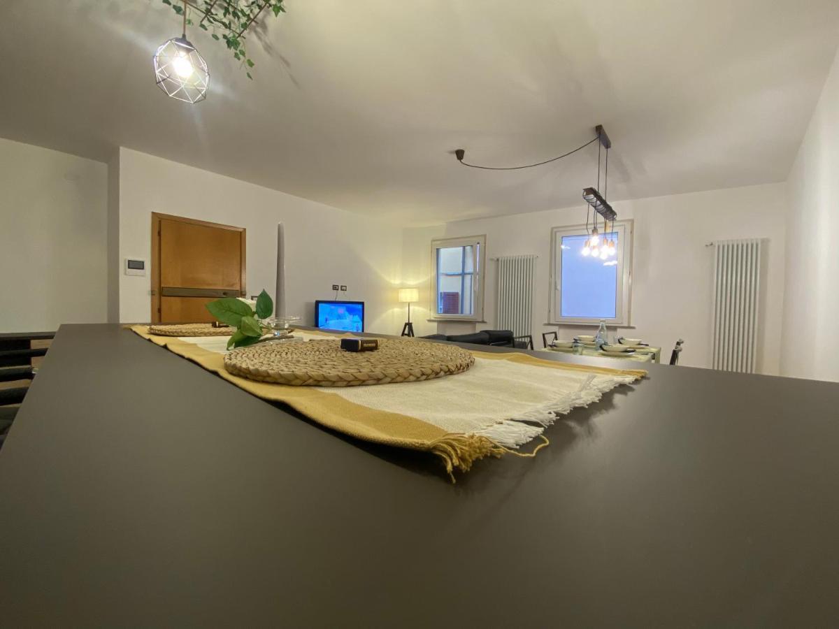 Honey Apartment Cesena Buitenkant foto